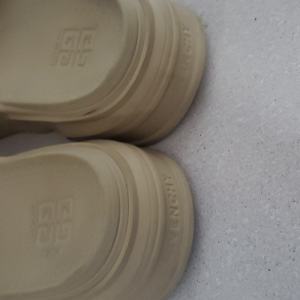 Givenchy Sand Color Slides Size 12 Marshmallow - image 2